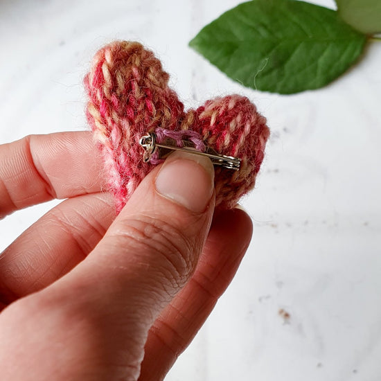 Cat/Dog Love Heart + Pin Set: 3 Sizes Available - Wool & Water