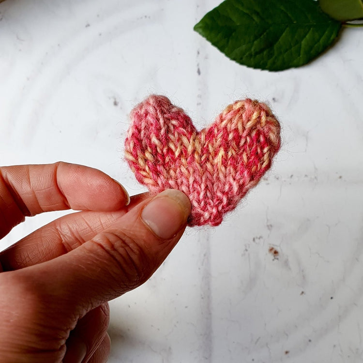 Cat/Dog Love Heart + Pin Set: 3 Sizes Available - Wool & Water