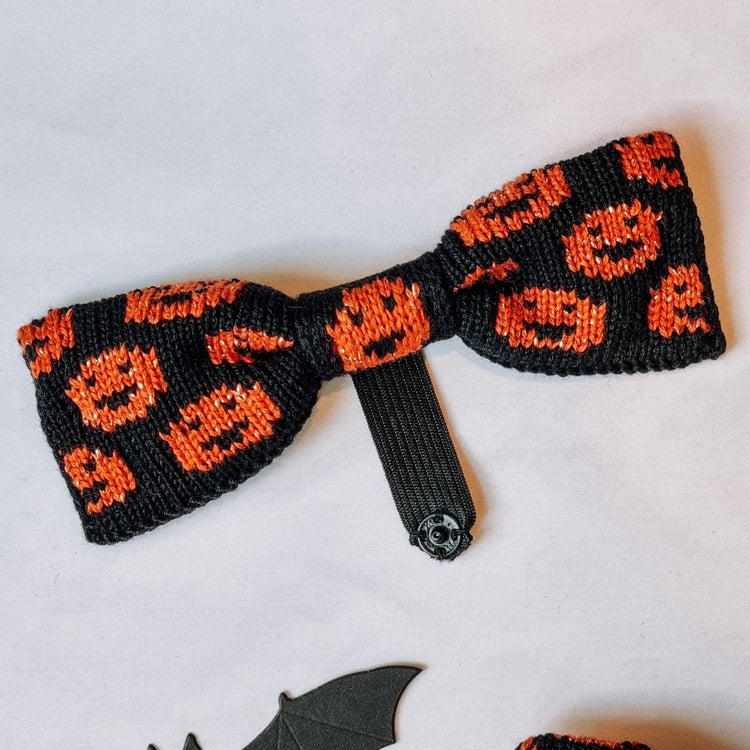 Large Dog Bow Tie: Halloween Pumpkins - Wool & Water