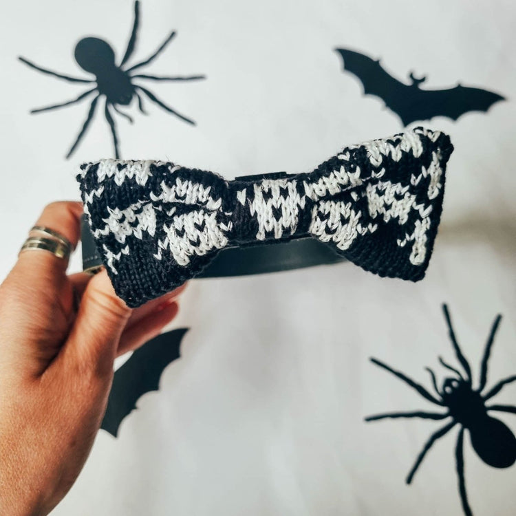 Small - Medium Dog Bow Tie: Spooky Ghosts - Wool & Water