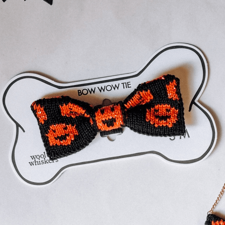 Small to Medium Dog Bow Tie: Halloween Pumpkins - Wool & Water