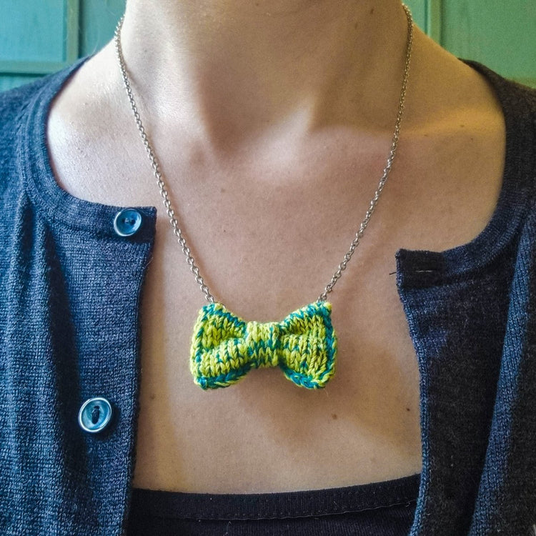 Wasabi Mix Mini Bow Tie Necklace - Wool & Water