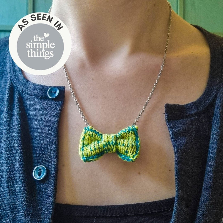Wasabi Mix Mini Bow Tie Necklace - Wool & Water