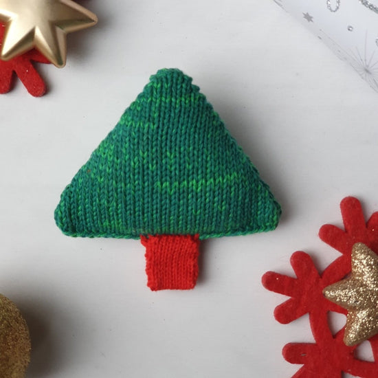 Festive Catnip Cat Toy: Christmas Tree - Wool & Water